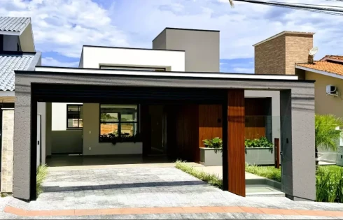 Casa com 3 quartos em Pedra Branca, Palhoça