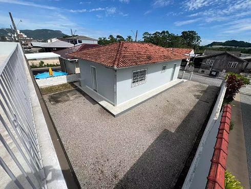Casa em Ponte do Imaruim, Palhoça