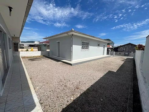 Casa em Ponte do Imaruim, Palhoça