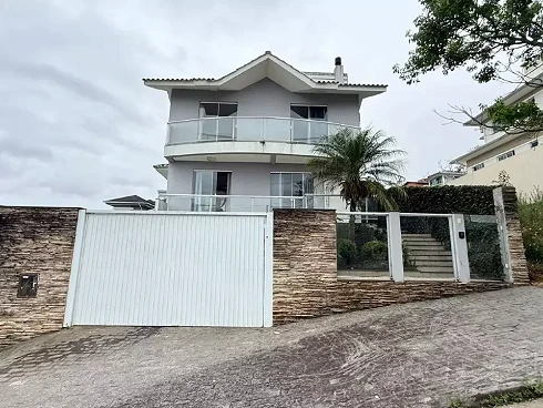 Casa com 3 quartos em Pedra Branca, Palhoça