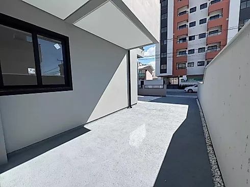 Sobrado geminado em Nova Palhoça, Palhoça