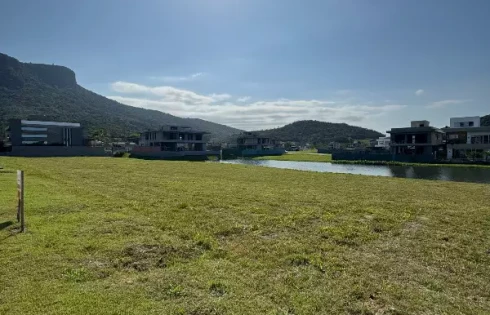Terreno com 0 quartos em Pedra Branca, Palhoça