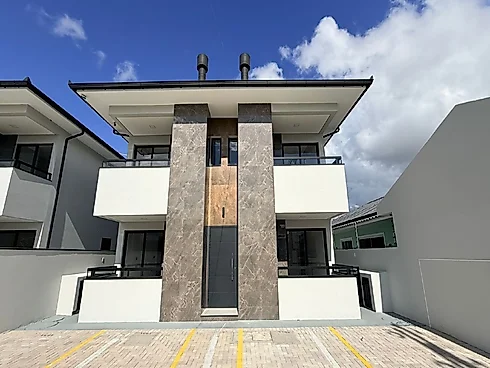 Apartamento com  quartos em Sertão do Maruim, São José