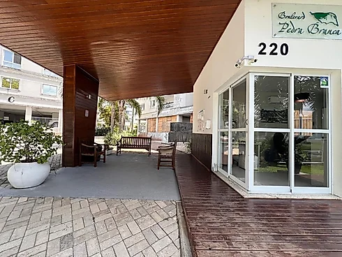 Apartamento com 3 quartos em Pedra Branca, Palhoça