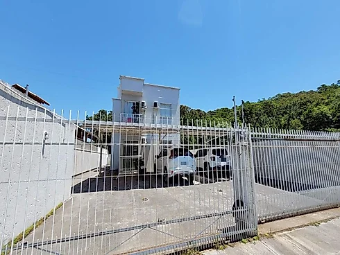 Apartamento com 2 quartos em Sertão do Maruim, São José