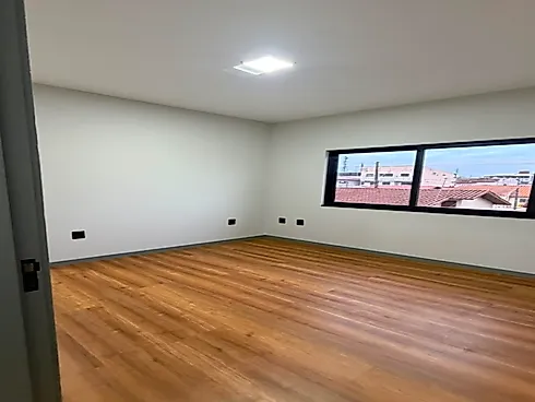 Thumbnail 18