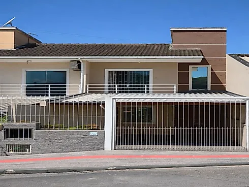 Casa geminada em Forquilhas, São José