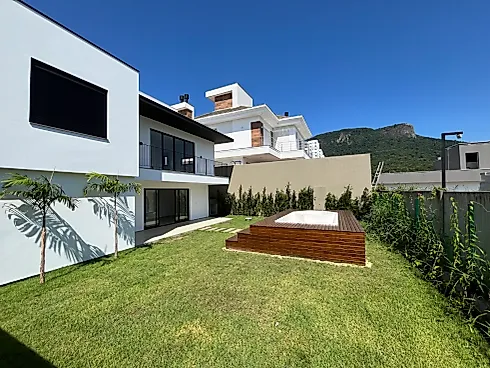 Casa 3 Quartos com Piscina - Pedra Branca - Casa em Pedra Branca, Palhoça - Foto 2
