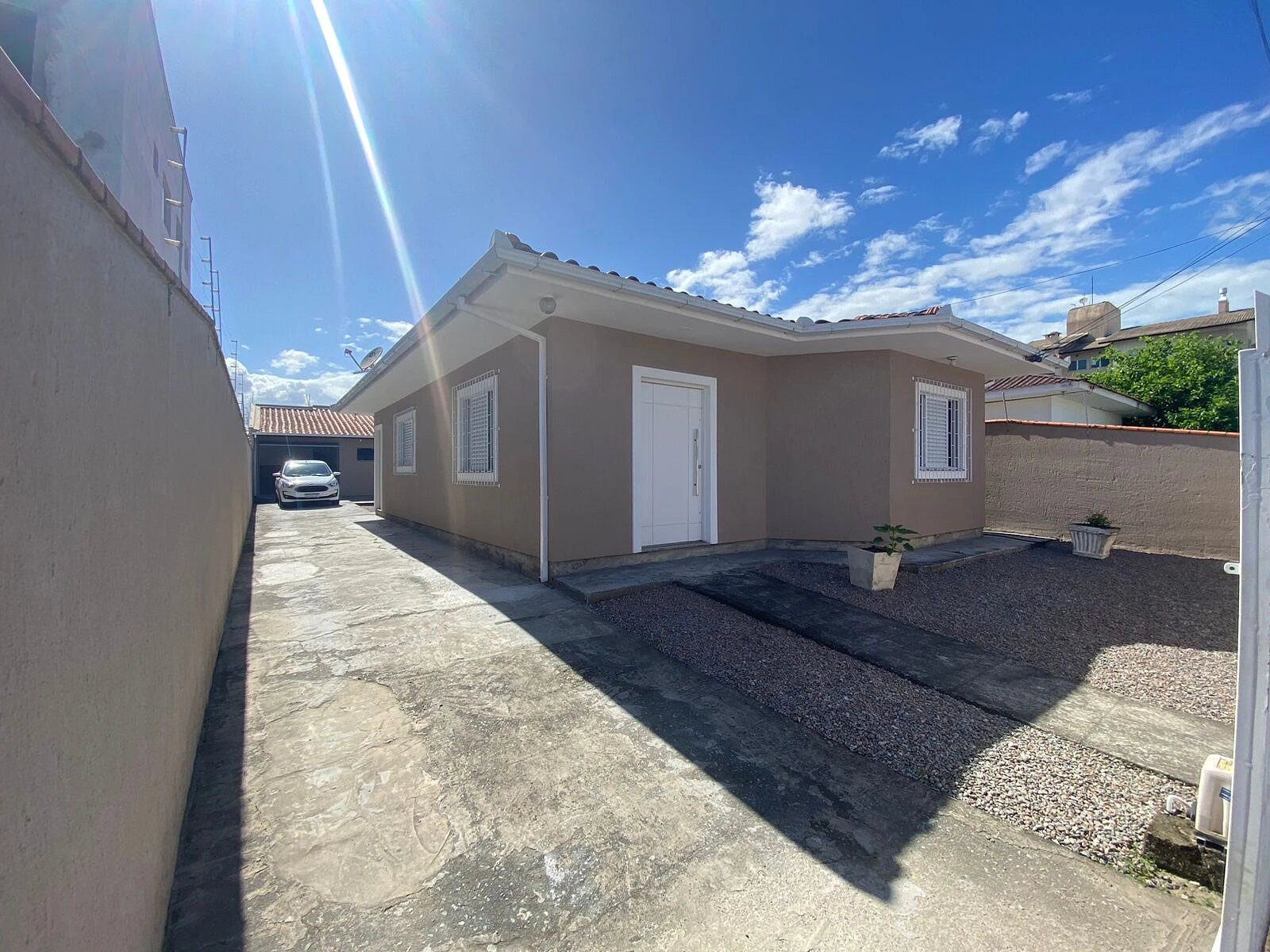 Casa à Venda no Bairro Jardim Eldorado em Palhoça/SC
