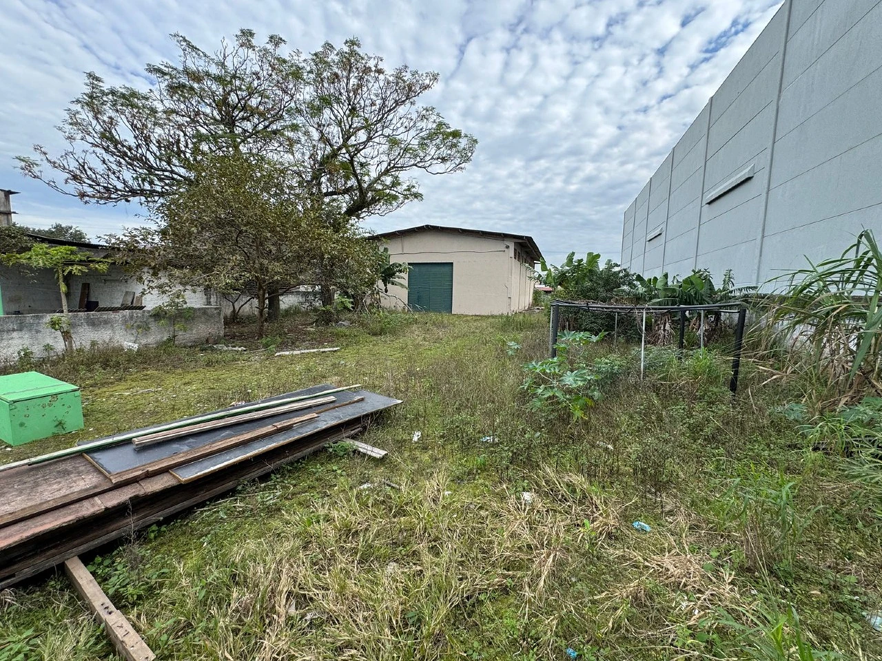 A Venda: Area de 1.440M2.  com Galpao  de 300M2 em Palhoça,Sc