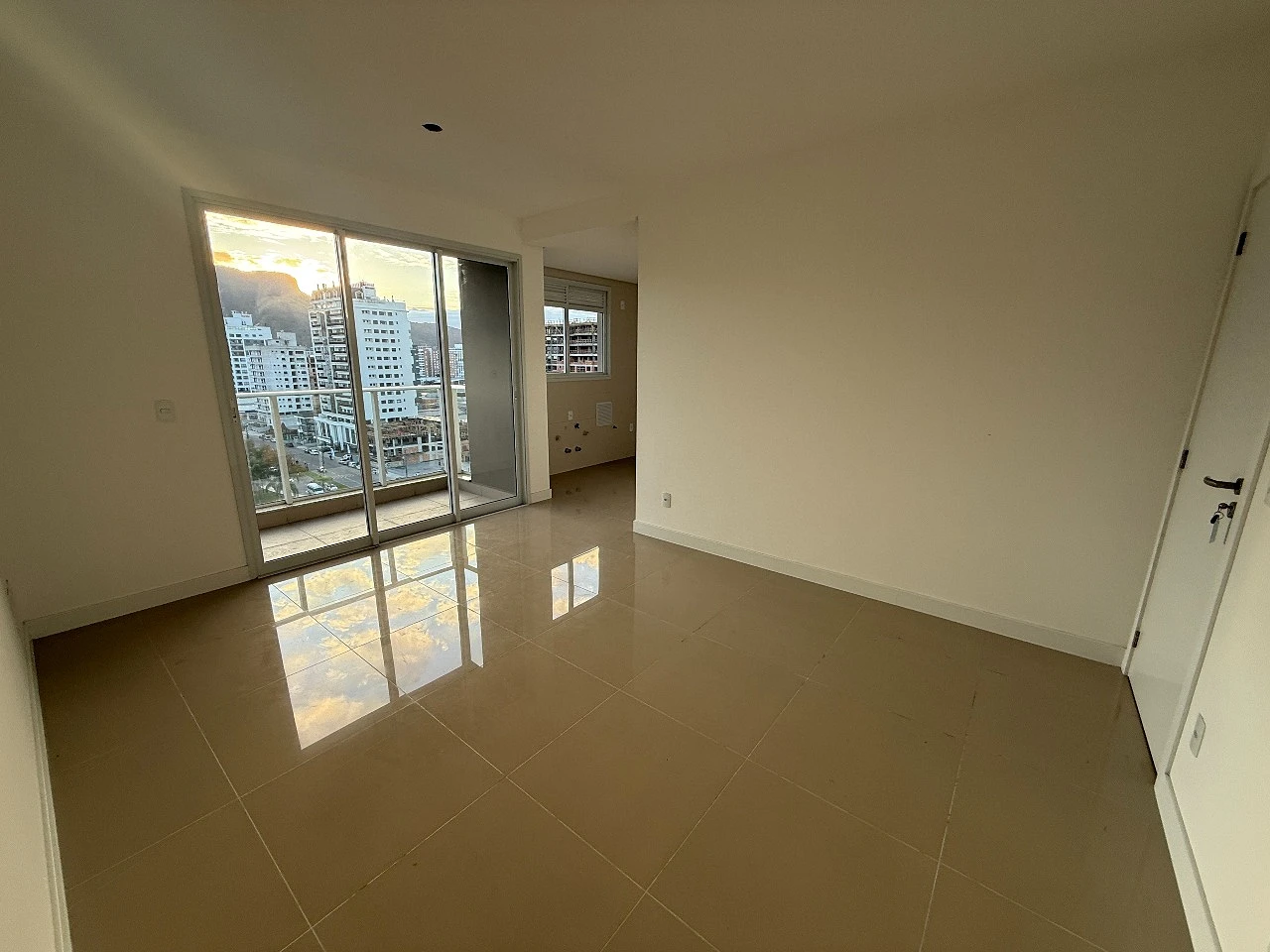 Apartamento à Venda no Bairro Pedra Branca em Palhoça/SC - Foto 11