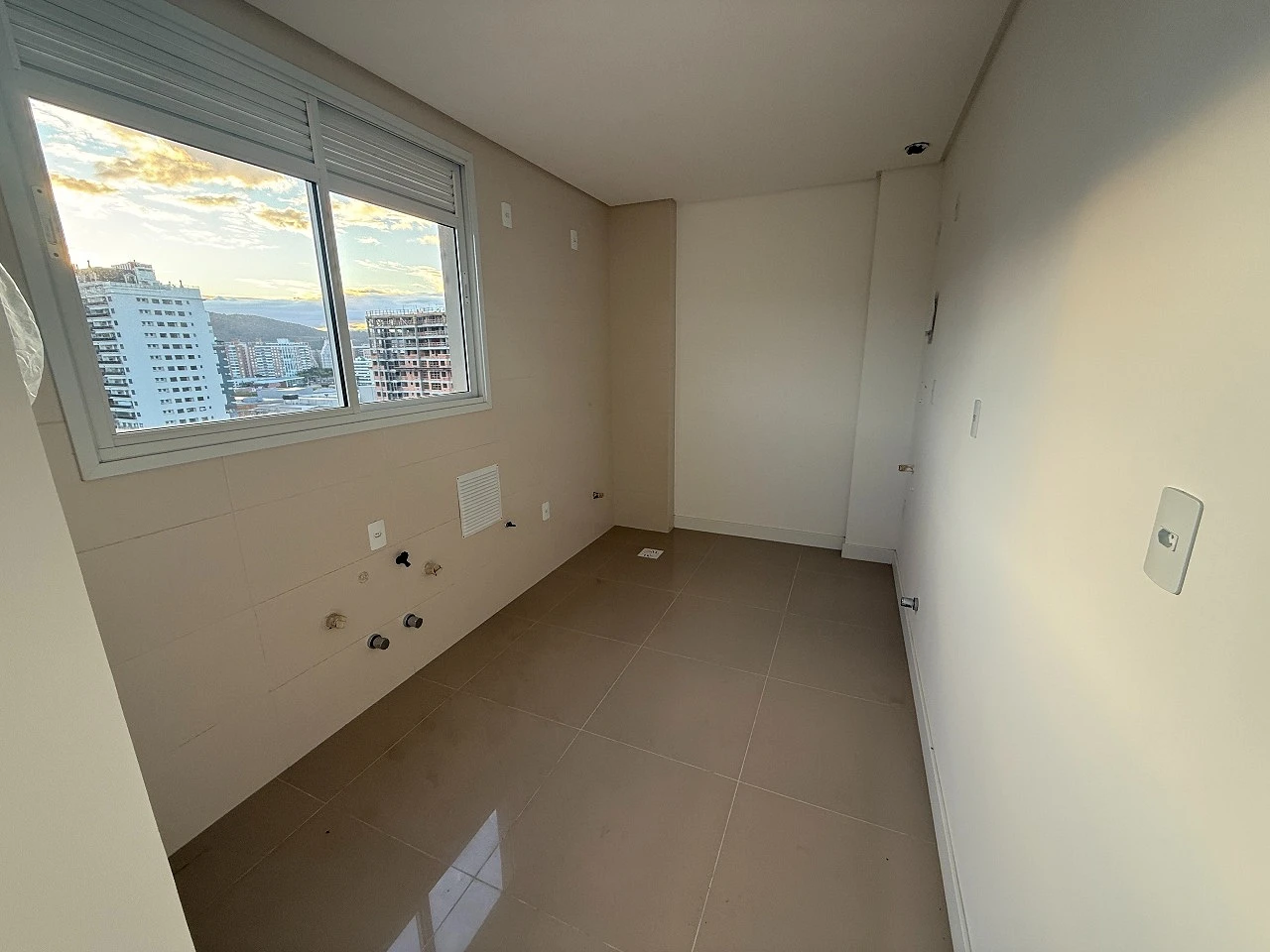 Apartamento à Venda no Bairro Pedra Branca em Palhoça/SC - Foto 12