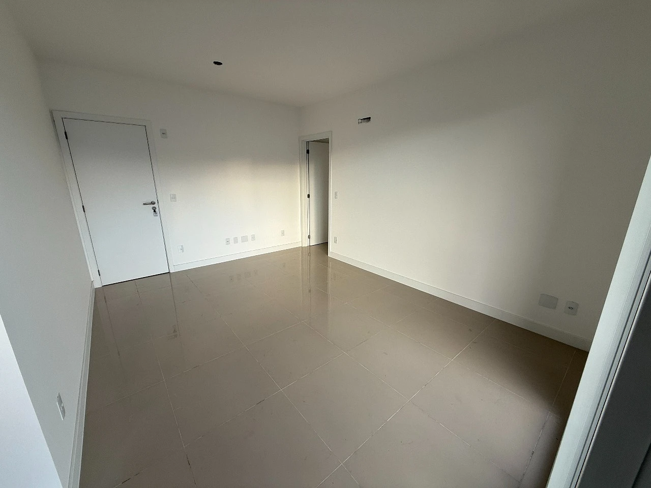 Apartamento à Venda no Bairro Pedra Branca em Palhoça/SC - Foto 14