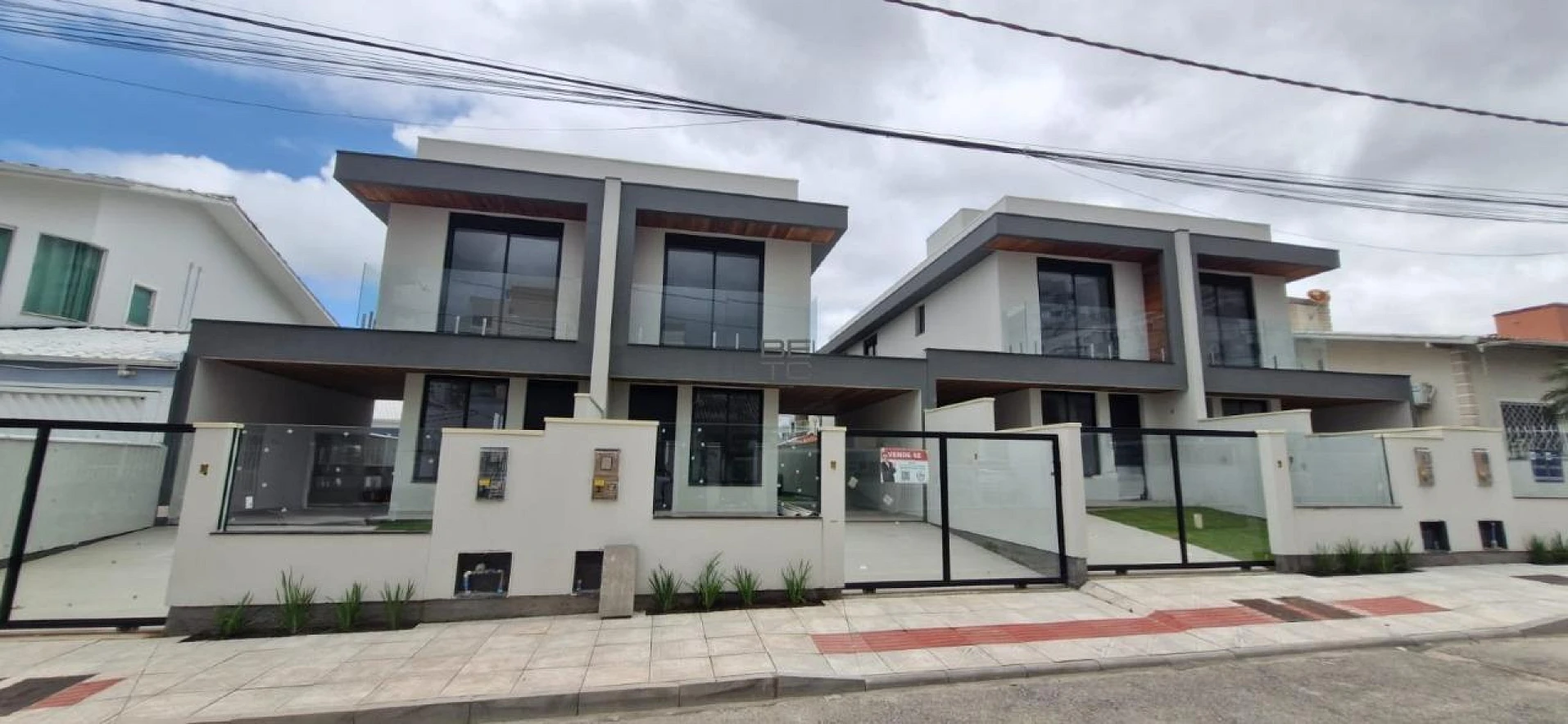 Sobrado geminado em Pagani, Palhoça