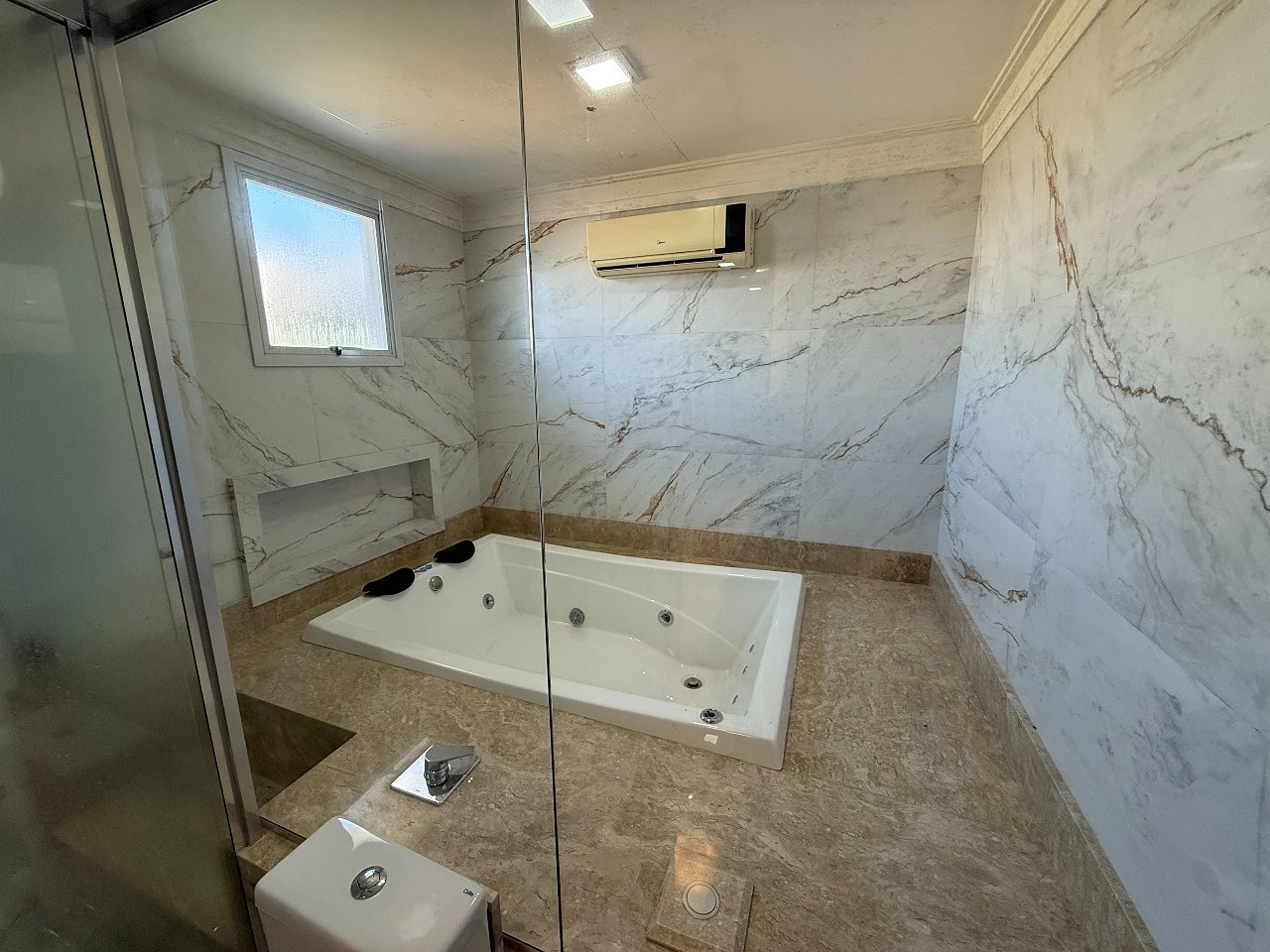 Casa à Venda, 433,35M² Avenida dos Lagos na Pedra Branca - Foto 27