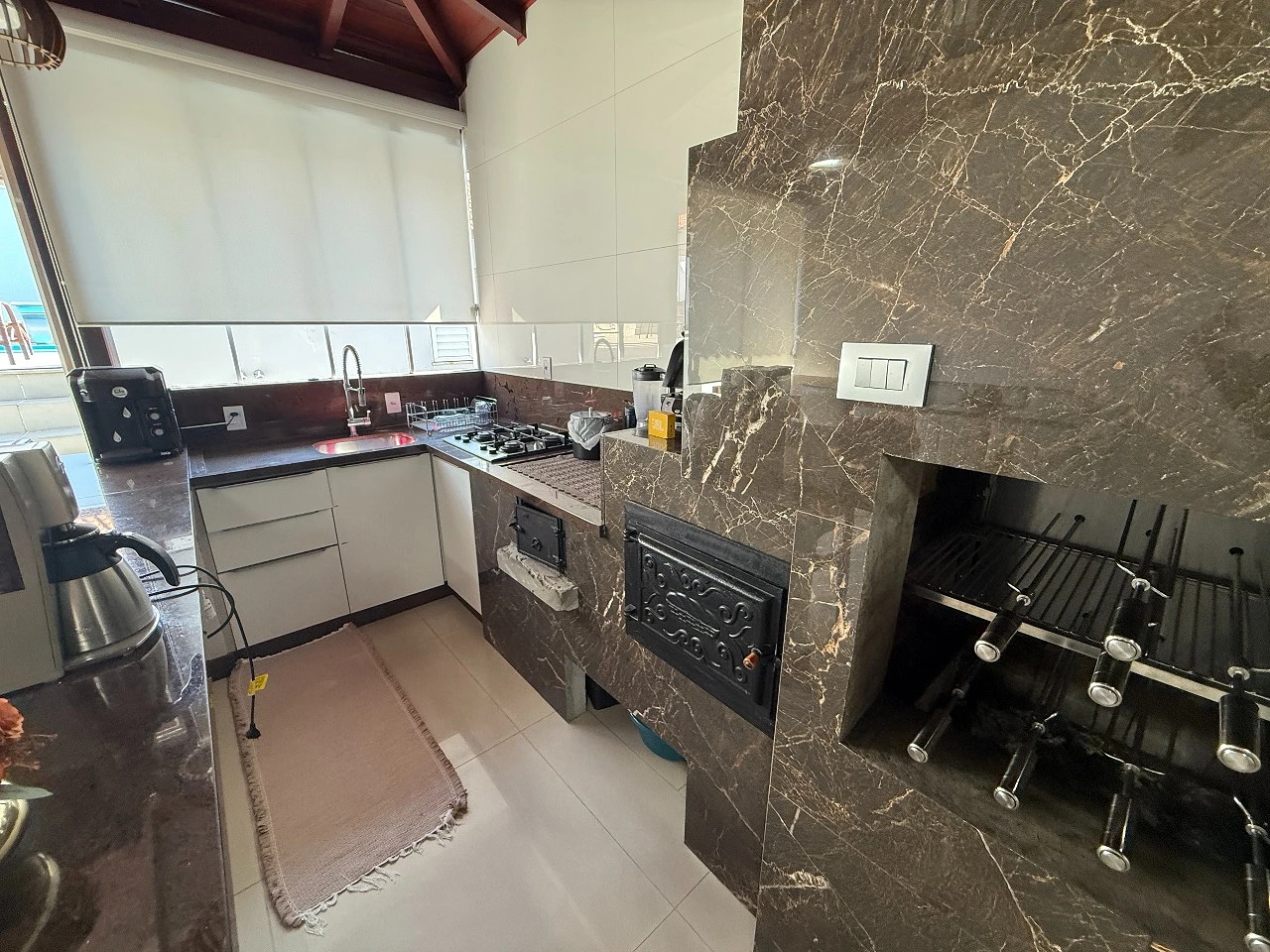 Casa à Venda, 433,35M² Avenida dos Lagos na Pedra Branca - Foto 9