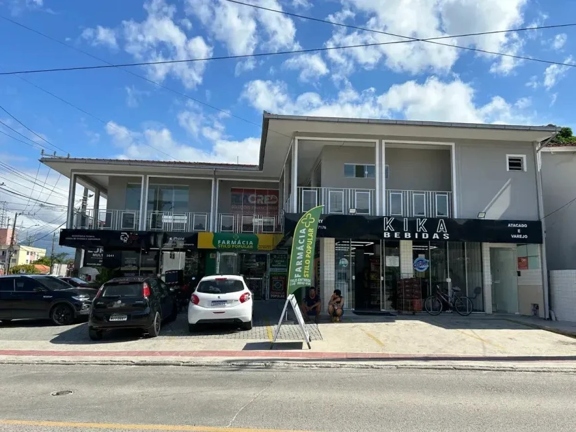 Sala Comercial e 1 Banheiro para Alugar, 70 m² por R$ 2.300/Mês - Foto 8
