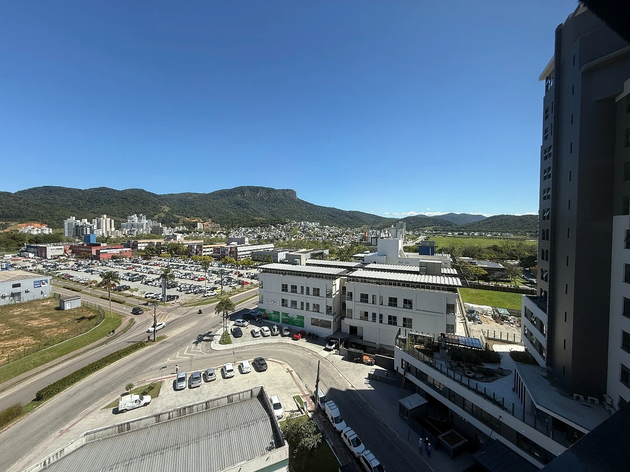 Apartamento à Venda no Bairro Pedra Branca em Palhoça/SC - Foto 11