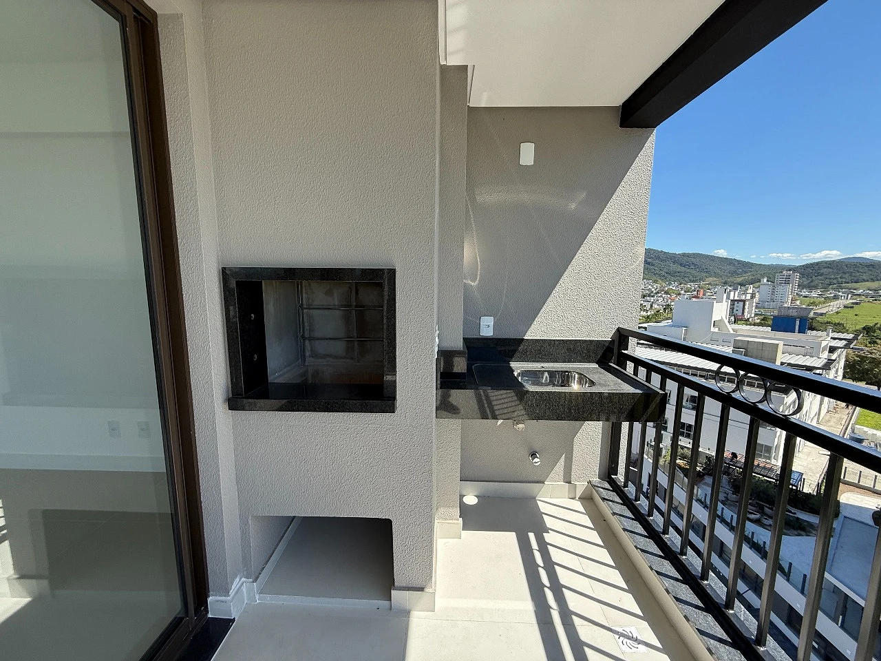 Apartamento à Venda no Bairro Pedra Branca em Palhoça/SC - Foto 18