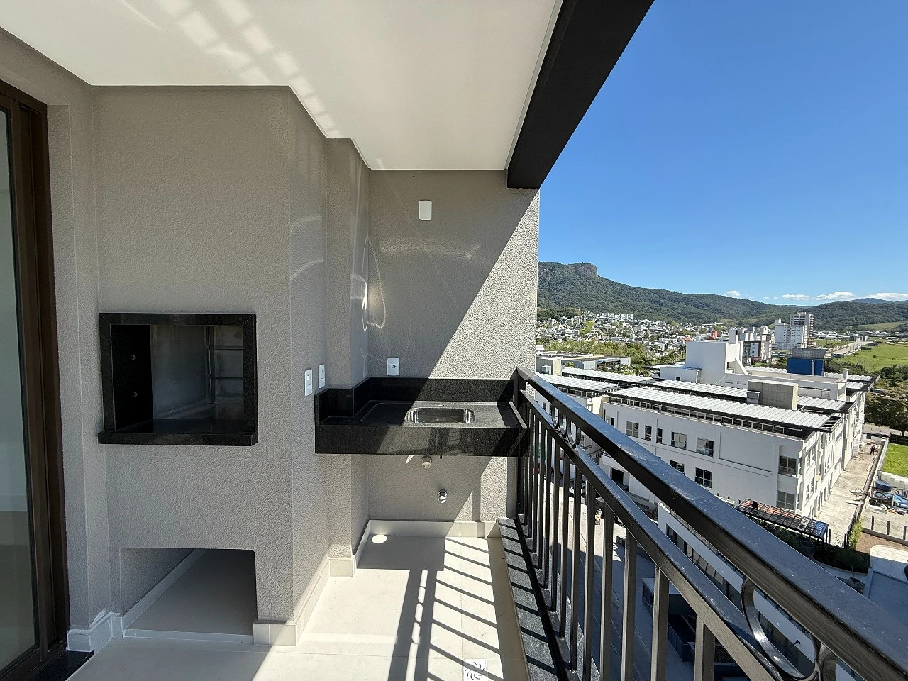 Apartamento à Venda no Bairro Pedra Branca em Palhoça/SC - Foto 20