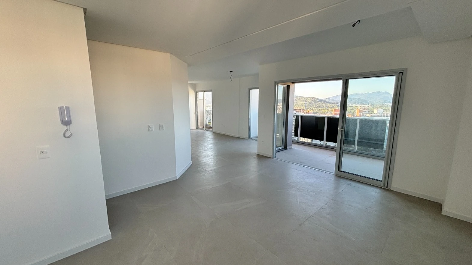 Apartamento à Venda, 4 Dormitórios sendo 2 Suítes - Pedra Branca, Palhoça/SC - Foto 9