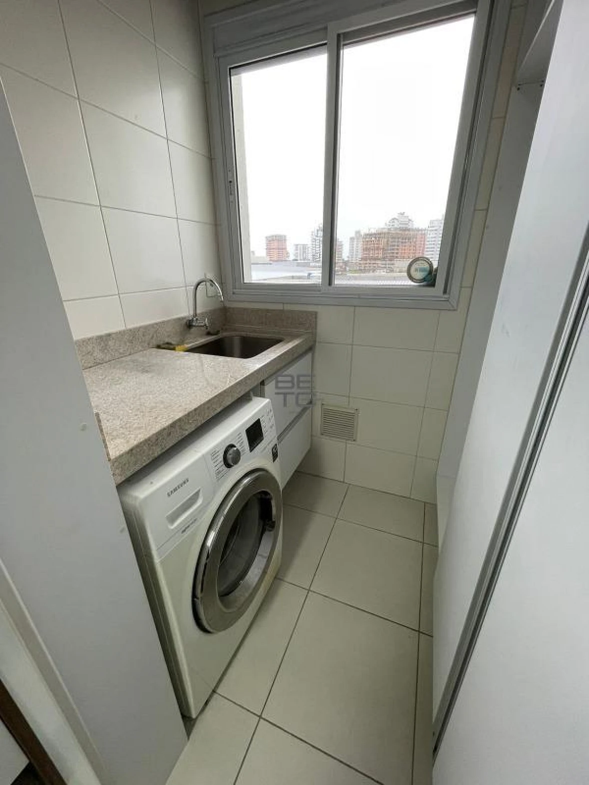 Apartamento 3 Dormitórios com Suíte na Pedra Branca, Palhoça – Frente, 89 M², Mobiliado - Foto 29