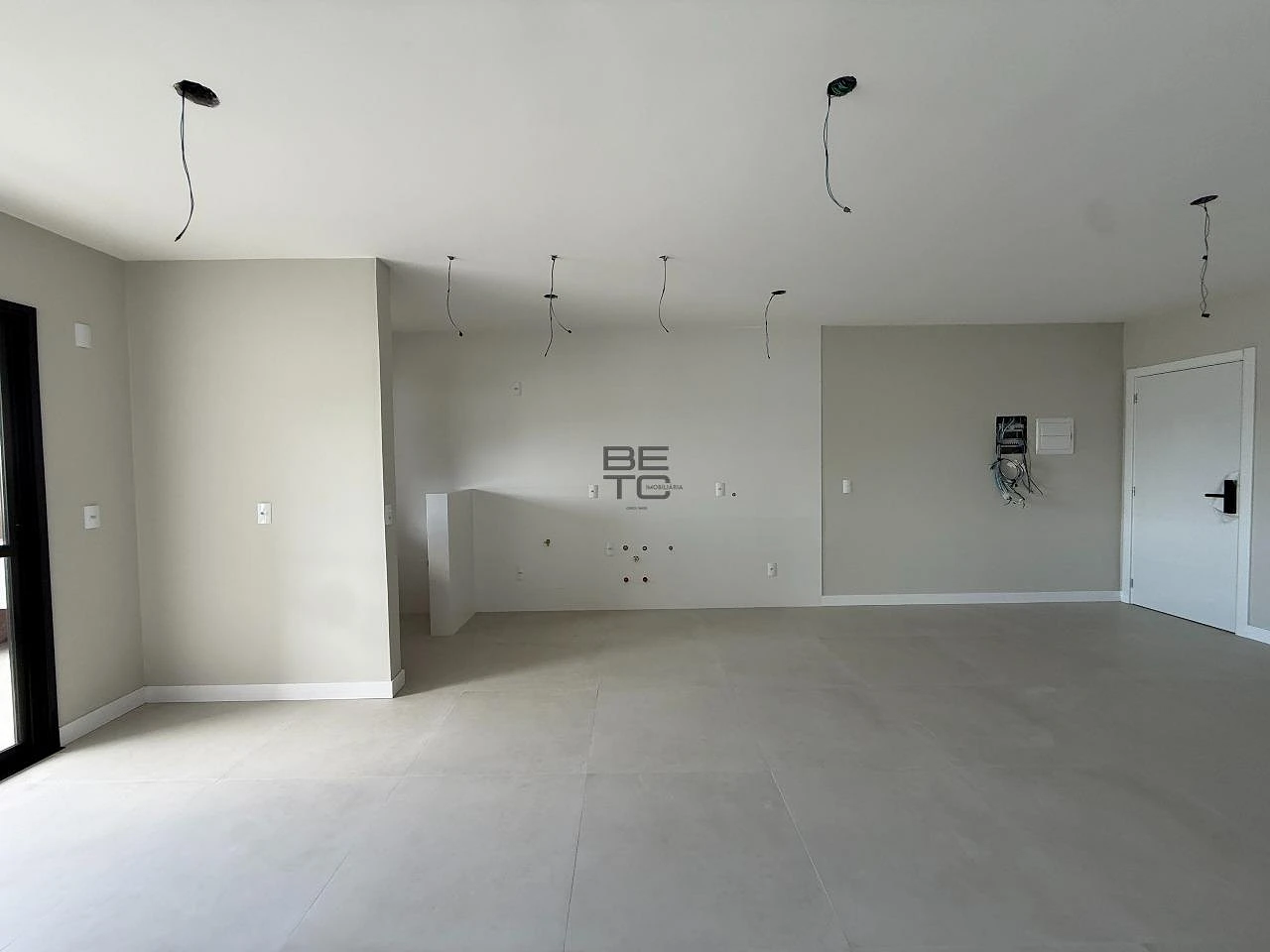 Apartamento 3 Dormitórios com 1 Suíte – Frente, Pedra Branca, Palhoça - Foto 26