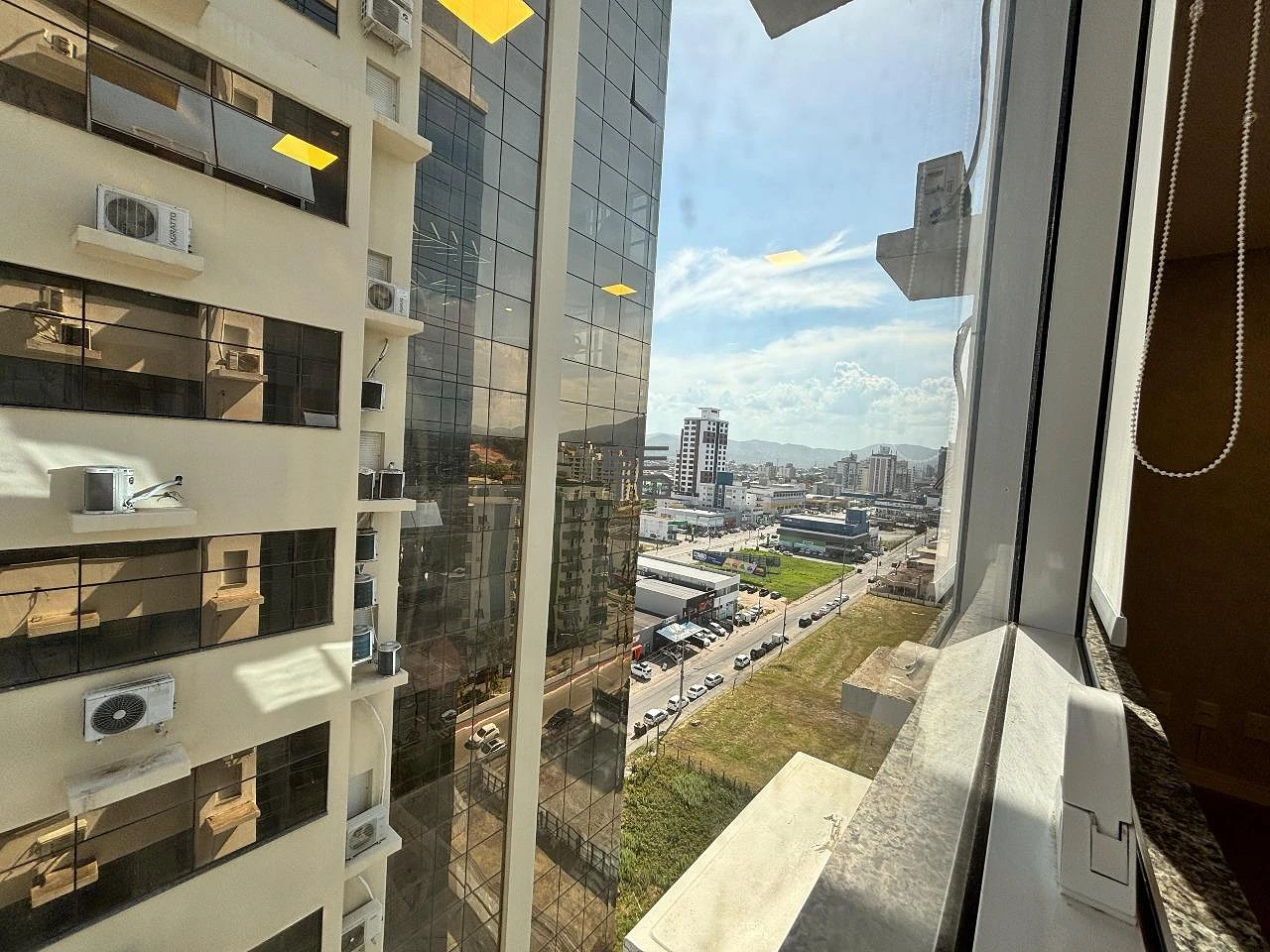 Apenas 240 Mil. Sala Comercial Prox. ao Shopping Via Catarina no Coração do Pagani. Palhoça.sc - Foto 13