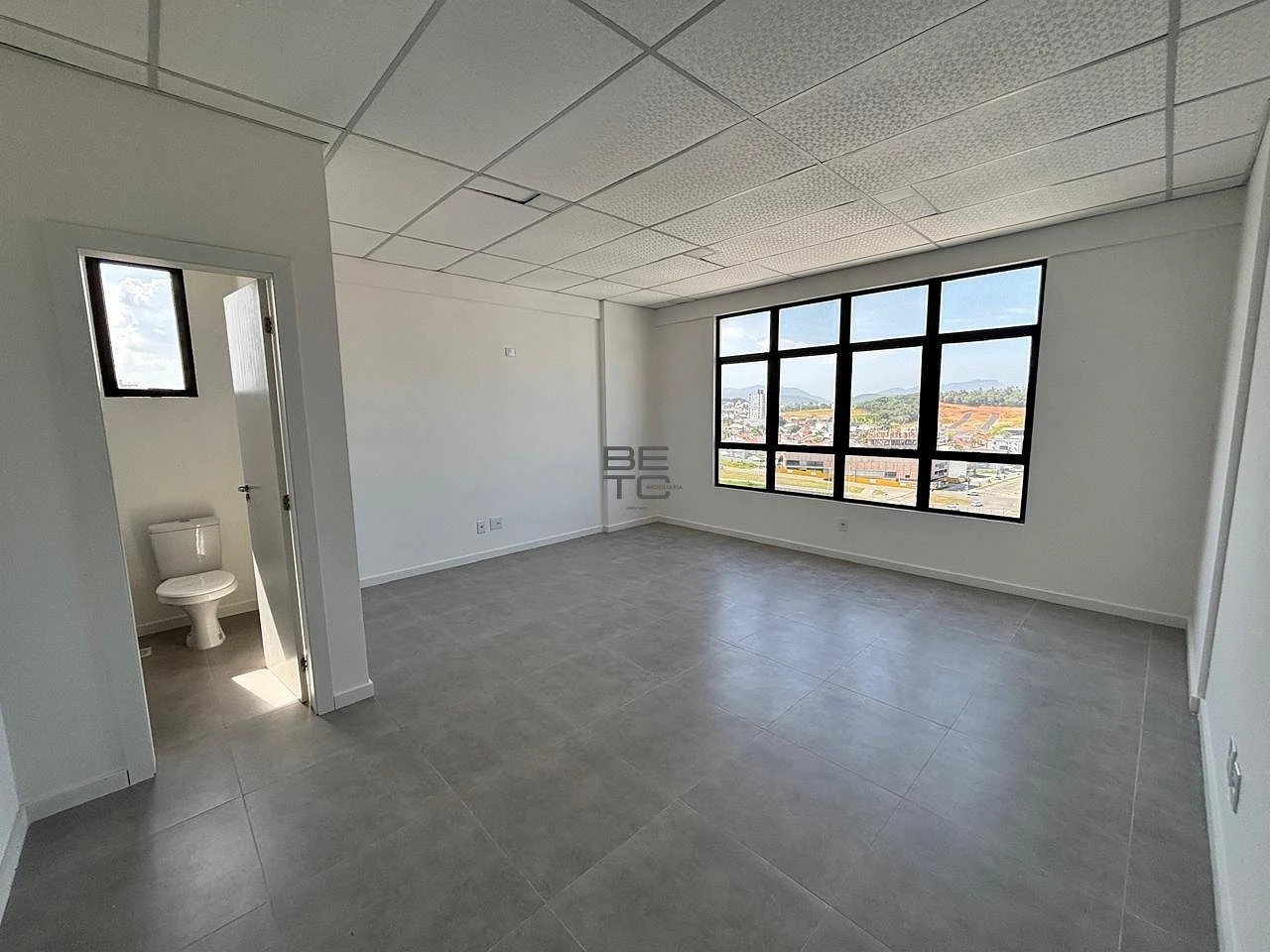 Escritorio/sala em Pagani, Palhoça