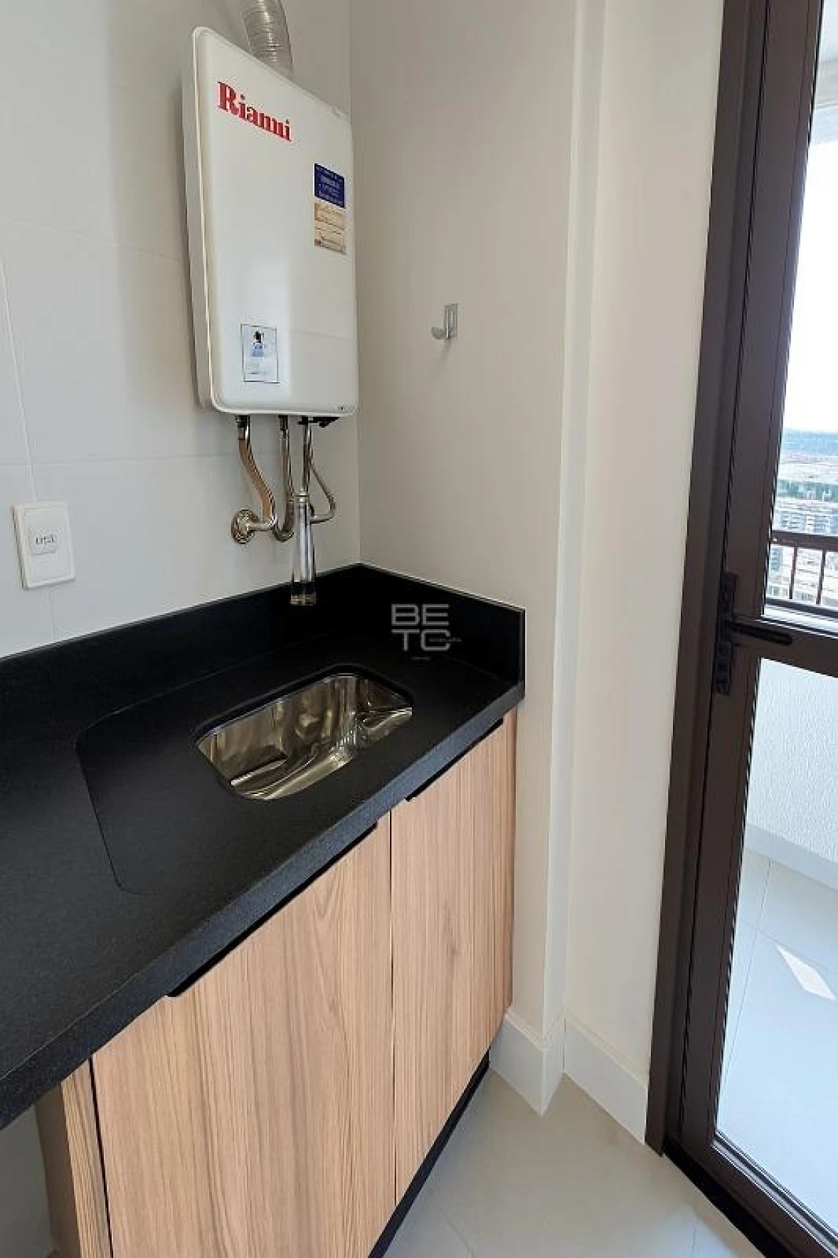 Apartamento 3 Quartos com 2 Suítes em Pedra Branca, Palhoça – 96,90 M², Mobiliado, Varanda Gourmet, 2 Vagas - Foto 6