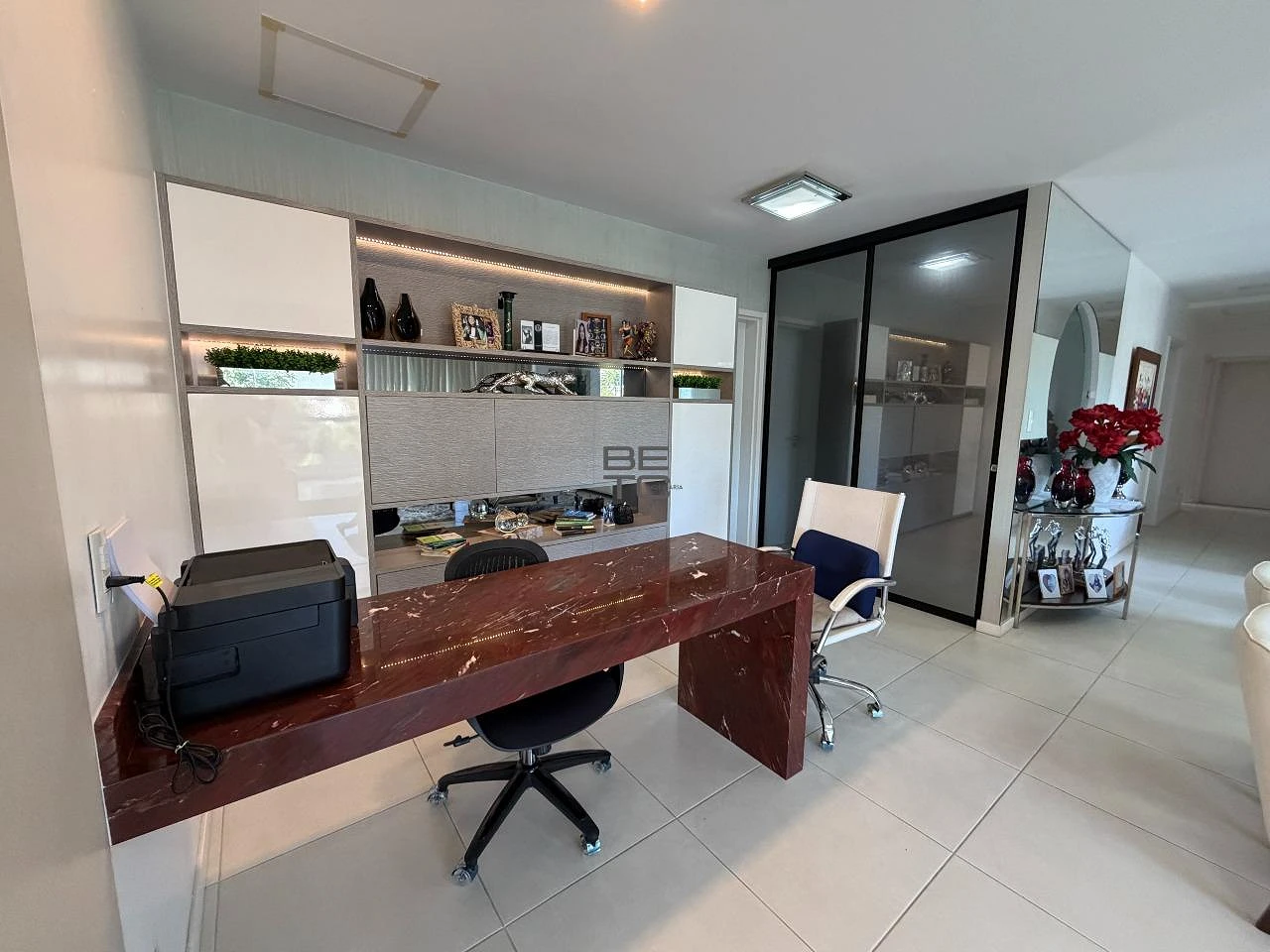Apartamento de 4 Dormitórios Á Venda no Bairro Pedra Branca - Foto 17