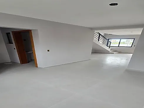 Sobrado geminado em Nova Palhoça, Palhoça