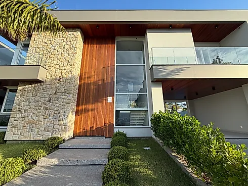 Casa 3 Suítes e Piscina no Reserva da Pedra