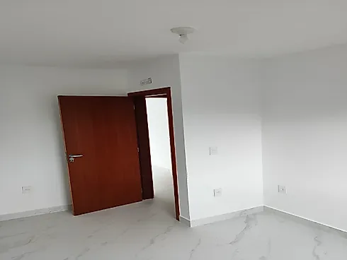 Sobrado geminado em Forquilhas, São José