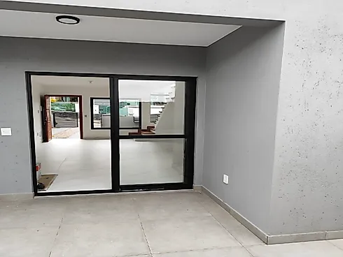 Sobrado Geminado 2 Quartos 75m² - Forquilhas - Foto 17