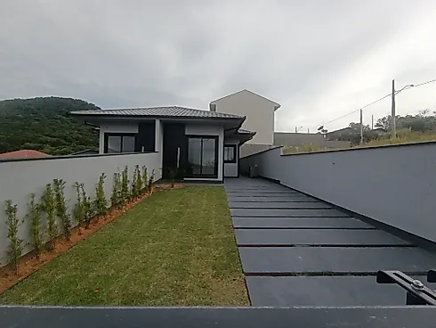 Casa geminada em Alto Aririú, Palhoça