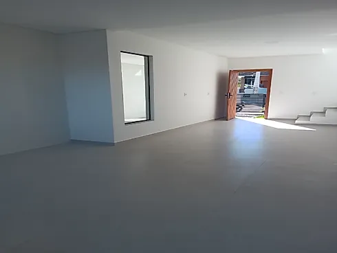 Sobrado geminado em Forquilhas, São José