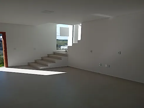Sobrado geminado em Forquilhas, São José