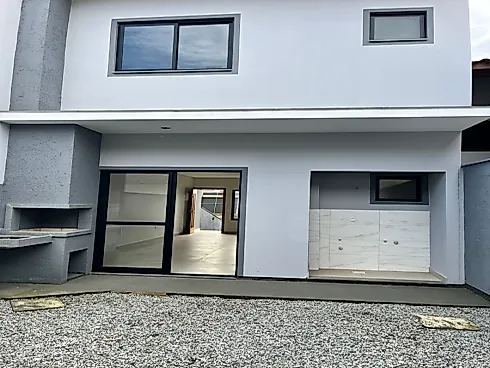 Sobrado geminado em Bela Vista, Palhoça