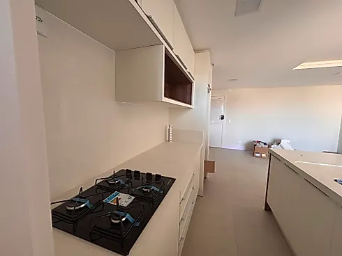 Apartamento 2 Quartos com 2 Suítes e 80m² - Cosmopolitan Building - Foto 16