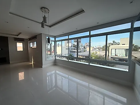 Casa com 3 Quartos, 2 Suítes e Piscina na Pedra Branca - Foto 9