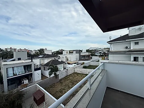 Casa com 3 Quartos, 2 Suítes e Piscina na Pedra Branca - Foto 22