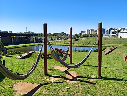 Terreno de 300 m² no Reserva da Pedra – Pedra Branca - Foto 13