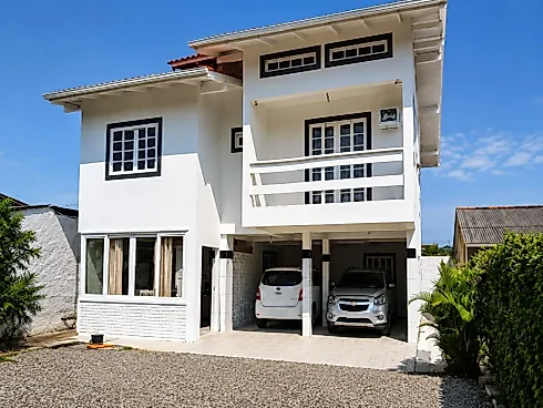 Casa com Edícula no Caminho Novo – Palhoça