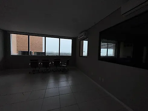 Conjunto Comercial de 50 m² no Office Green – Pedra Branca - Foto 12