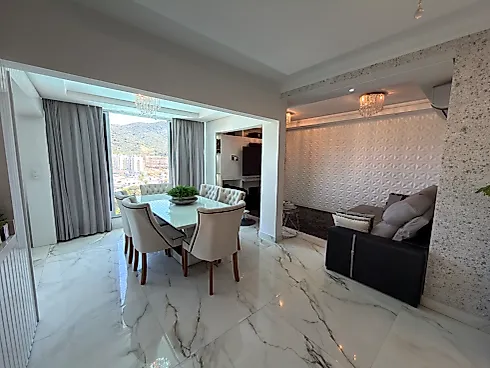 Casa Mobiliada com Vista para a Pedra Branca, Piscina e Espaço Gourmet - Foto 4