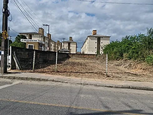 Terreno 718m² em Condomínio - Barra do Aririú