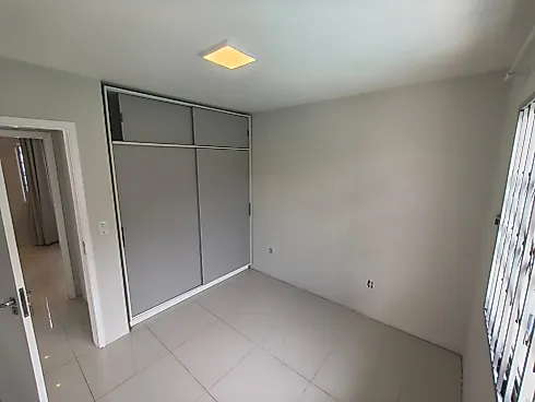 Casa em Madri, Palhoça