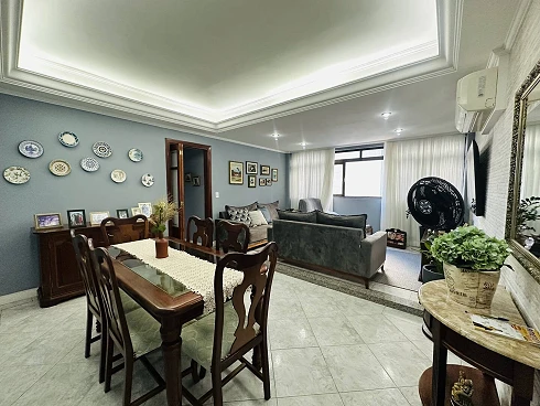 Apartamento com Dois Dormitórios, Suíte e Vaga Demarcada na Quadra da Praia - Apartamento em Pompéia, Santos - Foto 1
