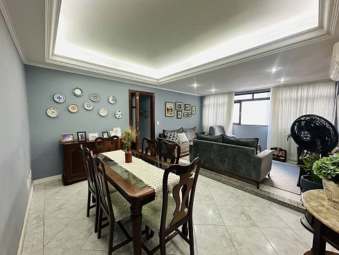 Apartamento com Dois Dormitórios, Suíte e Vaga Demarcada na Quadra da Praia - Apartamento em Pompéia, Santos - Foto 3